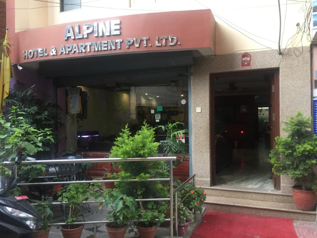 Alpine Hotel & Apartment Catmandu Exterior foto